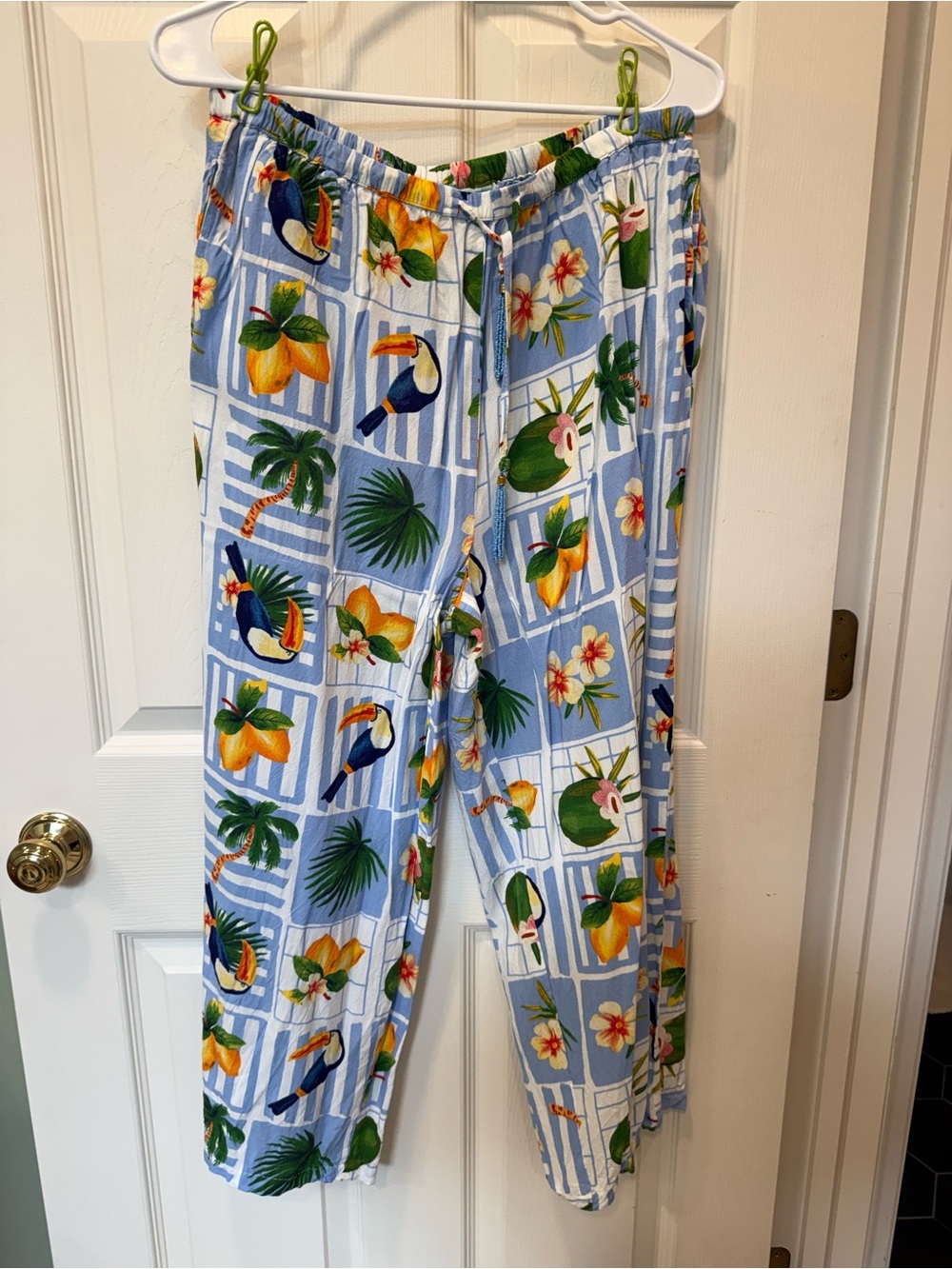 Women’s super cute wide leg tropical print pants
